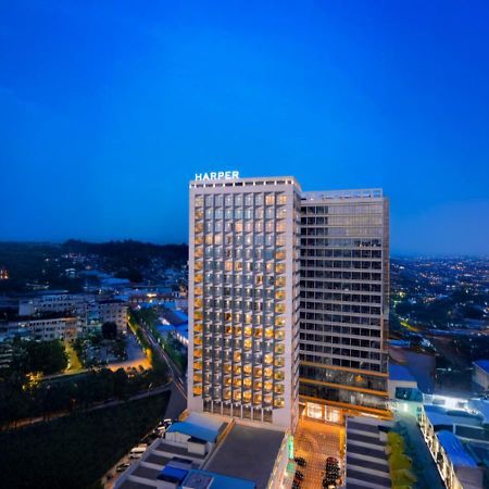 Harper Premier Nagoya Batam Hotel Luaran gambar