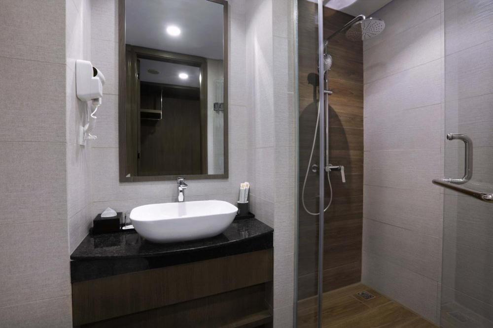 Harper Premier Nagoya Batam Hotel Luaran gambar
